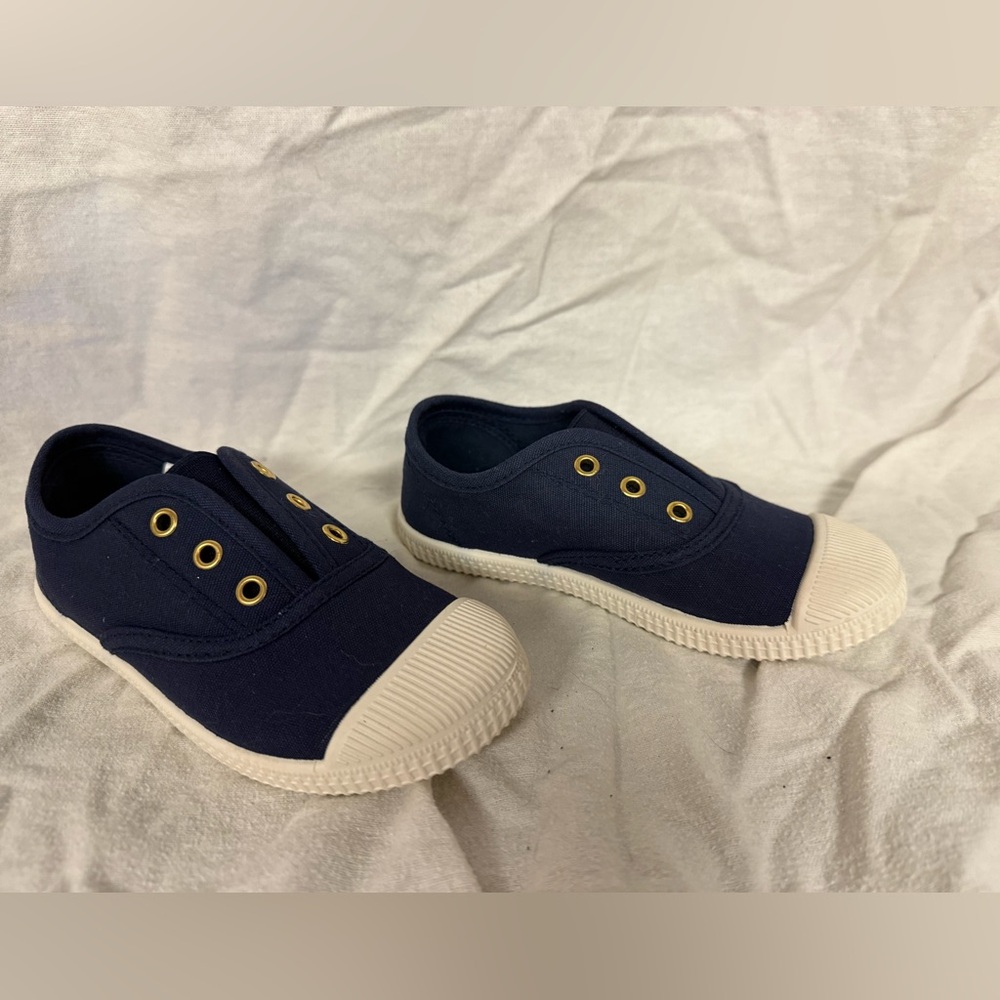 🔴 NWOT Navy Blue Kids Slip-On Shoes